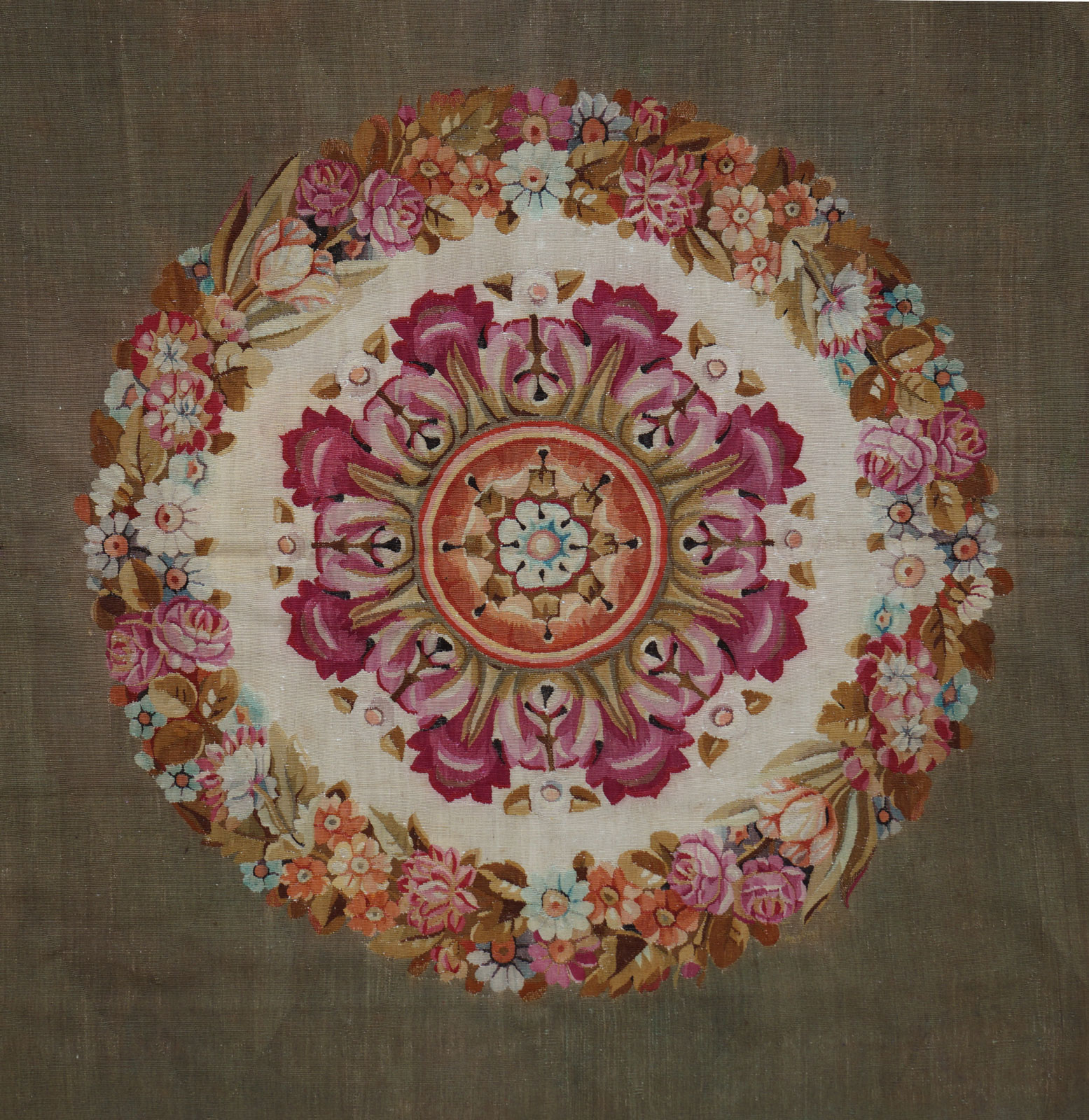 Aubusson rug 1820 detail