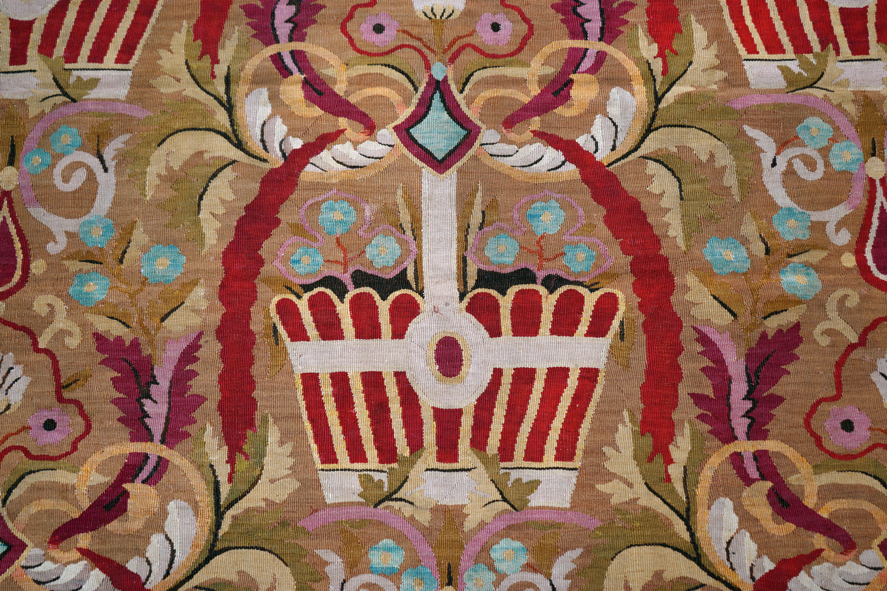 Aubusson-rug_250x300-detail