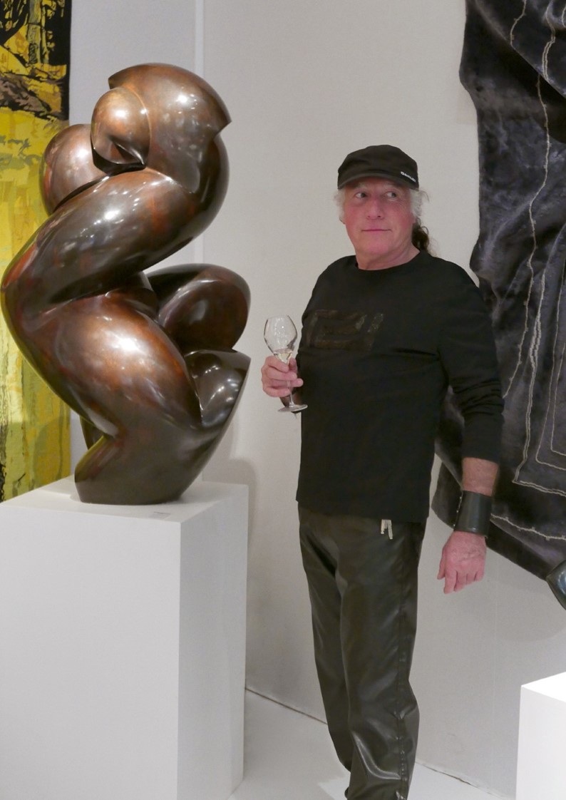 Pollès with his sculpture "Eupalinos"
